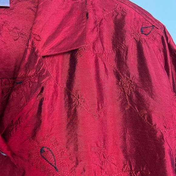 Dressbarn Womens Rich Red Button Down Shirt 100% Pure Silk Floral Paisley Preppy - Picture 10 of 14